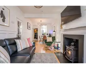 42 Dunraven AvenueImage 4