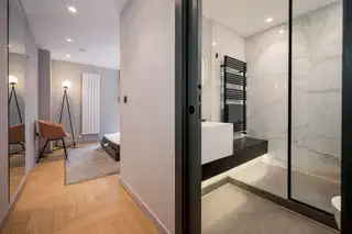 Apt 11 Fx BuildingImage 13