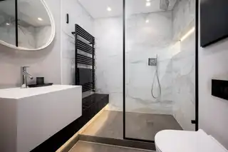 Apt 11 Fx BuildingImage 16