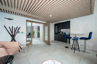 Apt 11 Fx BuildingImage 22
