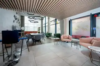 Apt 11 Fx BuildingImage 20