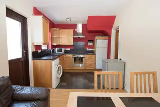 11 Sunnyside ParkImage 3