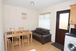 11 Sunnyside ParkImage 5