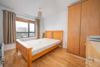 88 Quay GateImage 7