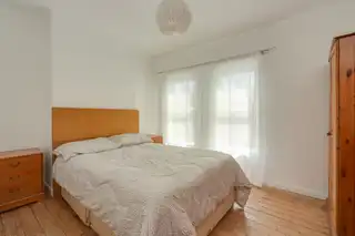43 St Albans GardensImage 9