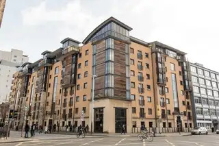 Image 1 for Apt 35, 17 Queens Square