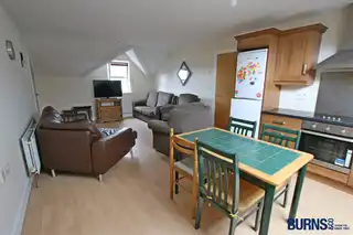 Apt 7 Main StreetImage 4