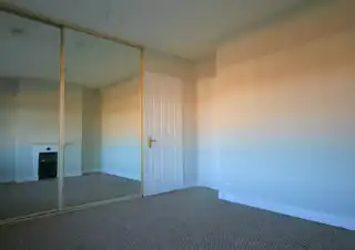 28 Empire DriveImage 5