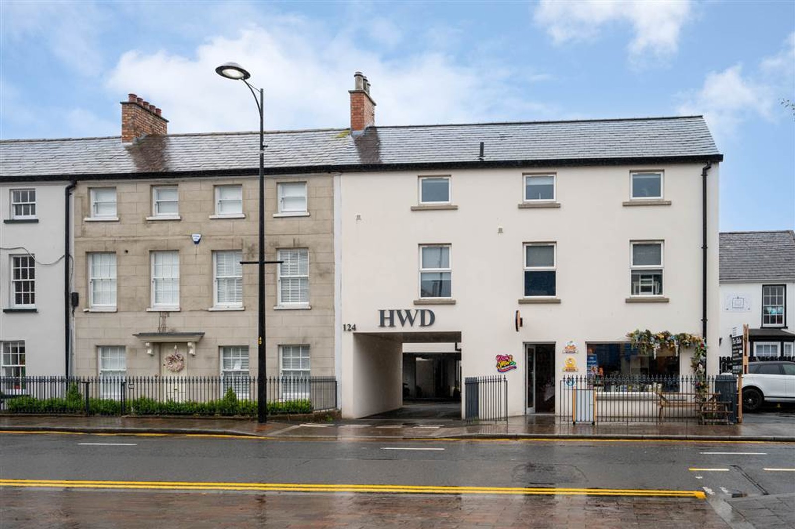 Properties for Rent in Holywood