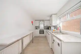14 Tates AvenueImage 4