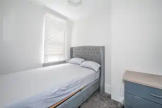 14 Tates AvenueImage 8