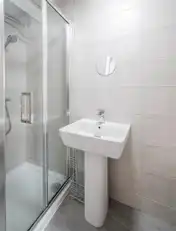 14 Tates AvenueImage 13