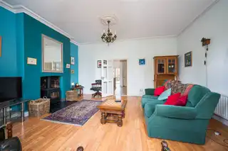 Apt 1, 59 Marlborough Park NorthImage 4
