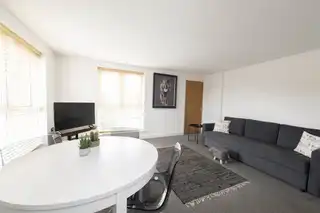 Apt 72 Greenwood BuildingImage 3