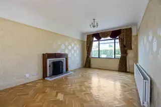 7 Dorchester ParkImage 2
