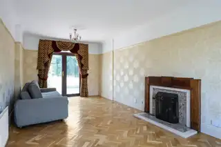 7 Dorchester ParkImage 3