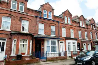 Image 1 for 20 Marsden Gardens