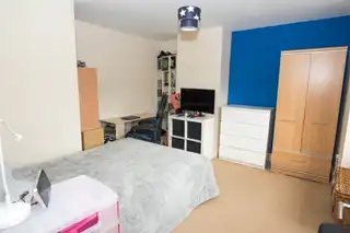 3 Meadow ViewImage 7