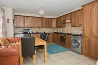 3 Meadow ViewImage 3