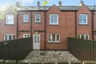 6 Downshire HallImage 16