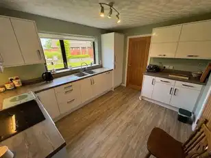 35 Craigs RoadImage 11