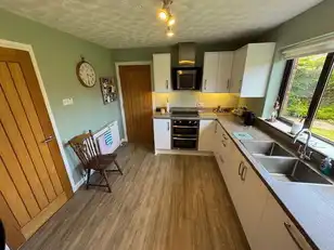 35 Craigs RoadImage 12