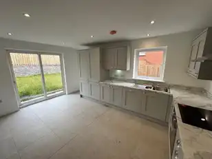 19 Donegall GroveImage 3