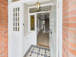 17 Dundela GardensImage 4