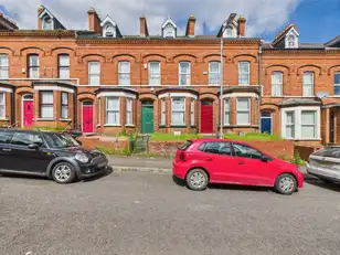 Image 1 for 16 Stranmillis Gardens