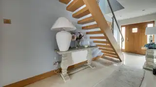 8 Hazeldene AvenueImage 10