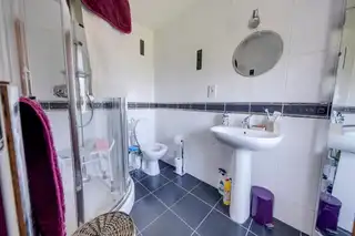 8 Beechgrove HeightsImage 20