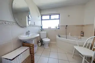 8 Beechgrove HeightsImage 23