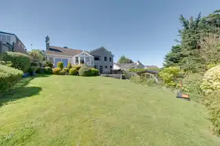 8 Beechgrove HeightsImage 3
