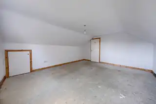 31 Turnaface RoadImage 16