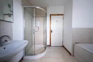 31 Turnaface RoadImage 17