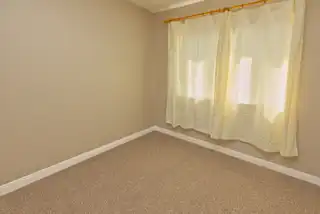 4 Dormans Court, Railway StreetImage 8