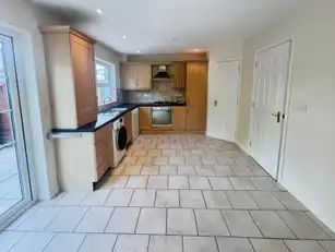 8 Railway CottagesImage 4