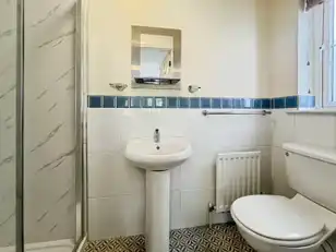 8 Railway CottagesImage 8