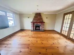 2 The Beeches ManorImage 2
