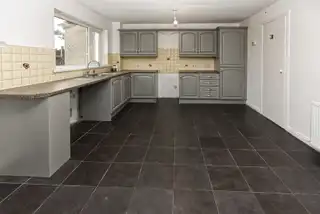 3 Abbot GardensImage 2