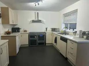 18 The TidesImage 11
