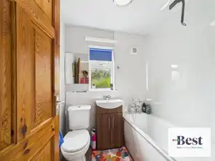 82 Shanlea DriveImage 9