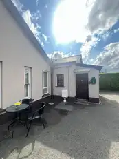 1B Lansdowne CrescentImage 2