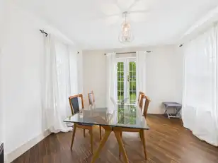 88B Leathem SquareImage 9