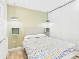 Flat 1, 31 Eglantine AvenueImage 9