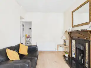 23 Laganvale StreetImage 3