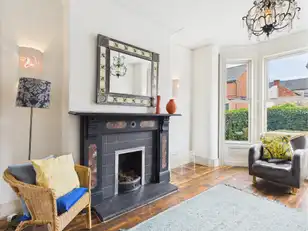 47 Haypark AvenueImage 6