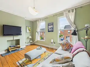 47 Haypark AvenueImage 21