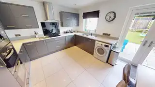 4 Landor ParkImage 6