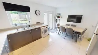 4 Landor ParkImage 8